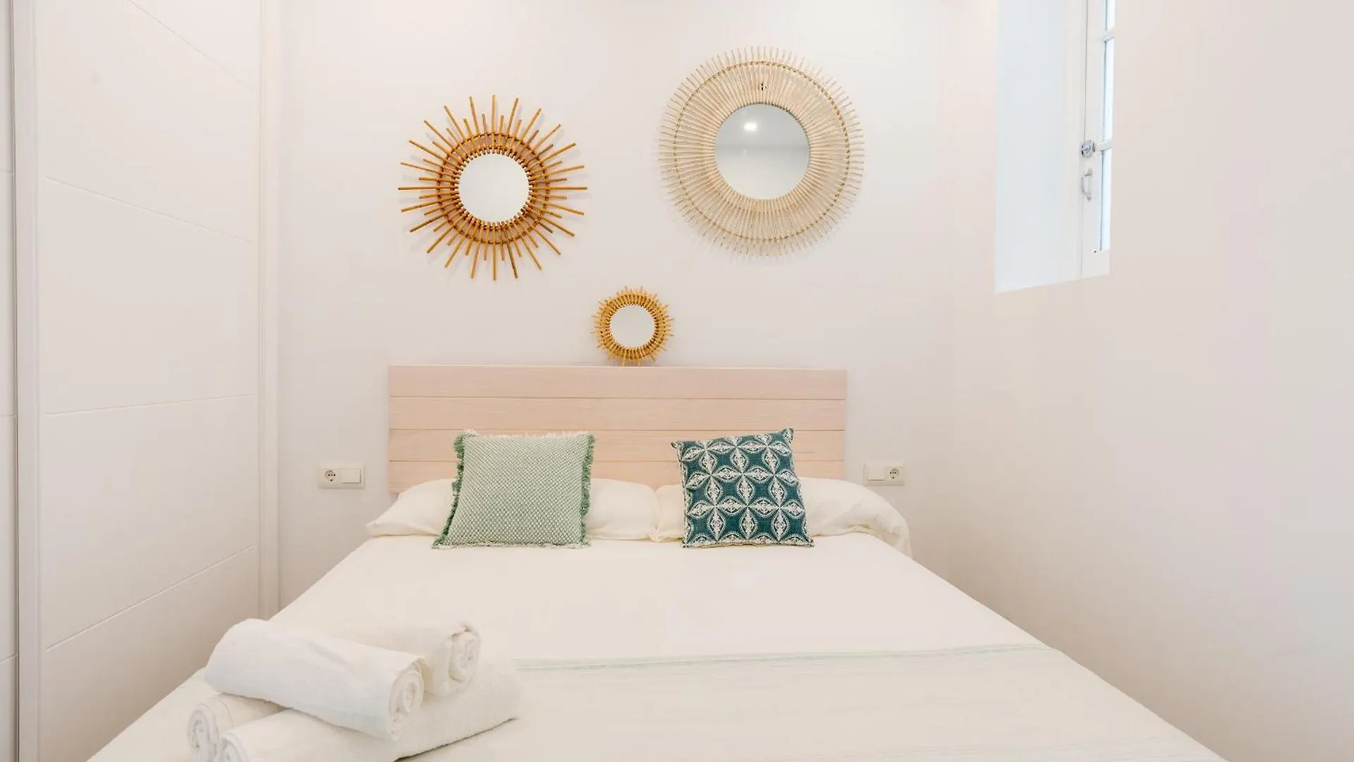 Urbe10 Alcazaba Premium Apartment Malaga 0*,  Spain